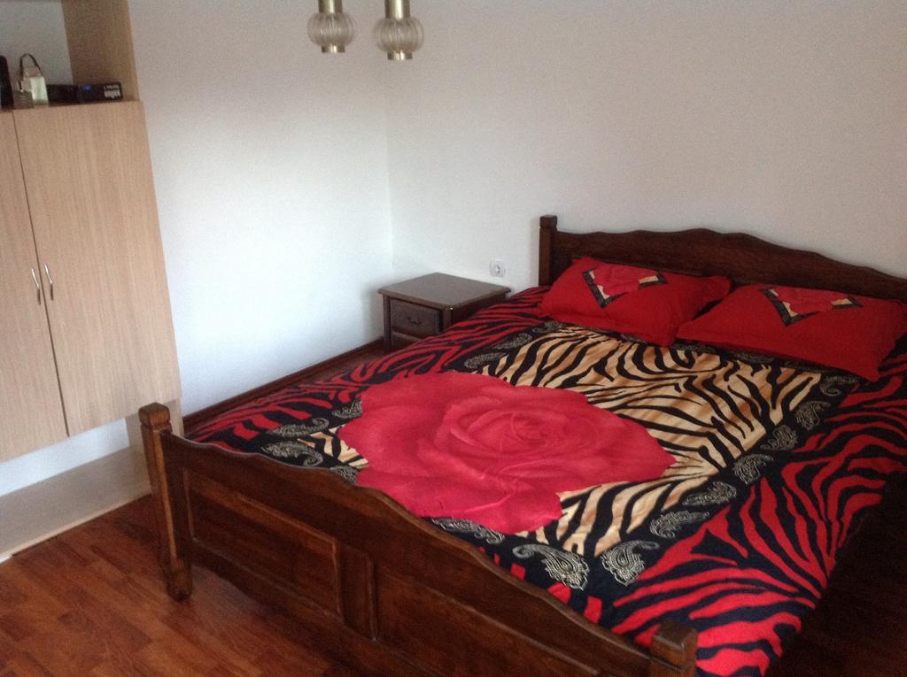 Guest House "Paradise" ติวัต ภายนอก รูปภาพ
