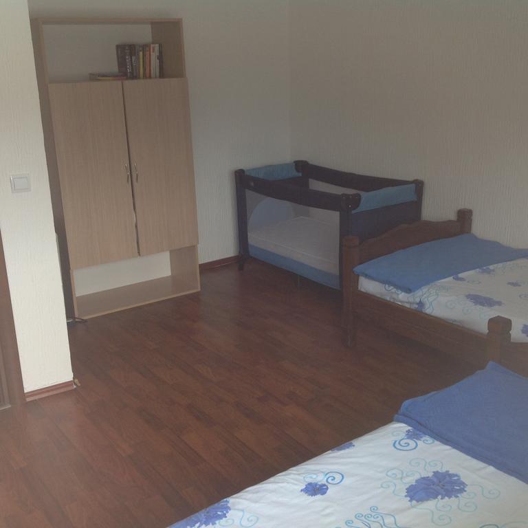 Guest House "Paradise" ติวัต ภายนอก รูปภาพ