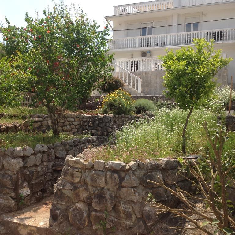 Guest House "Paradise" ติวัต ภายนอก รูปภาพ